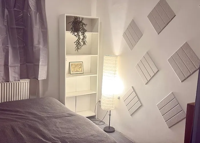 Urban Marvel Retro Apartament *